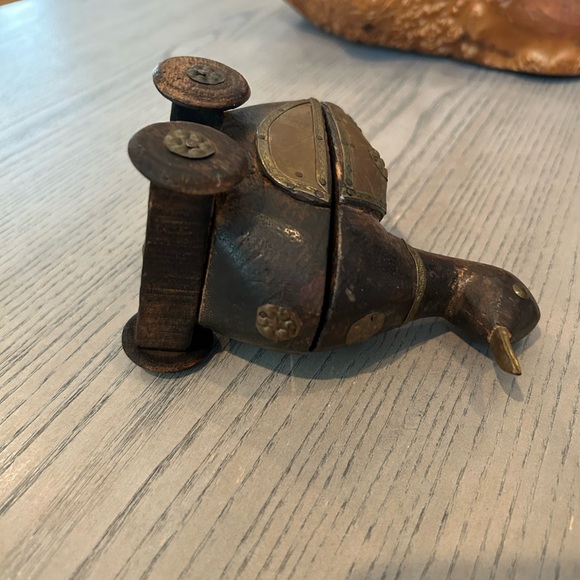VINTAGE Hand-Crafted Wooden, Brass and Copper Duck with Hidden Compartment - Picture 8 of 9